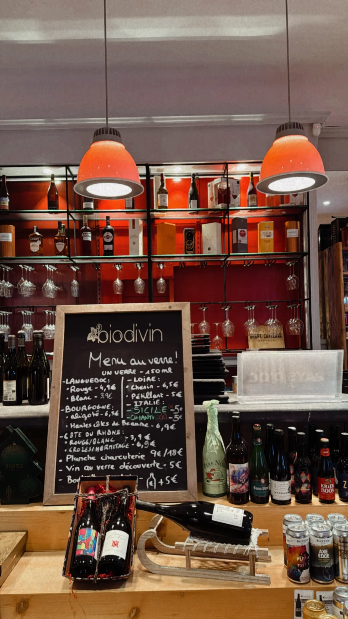 L'ardoise du jour, au comptoir